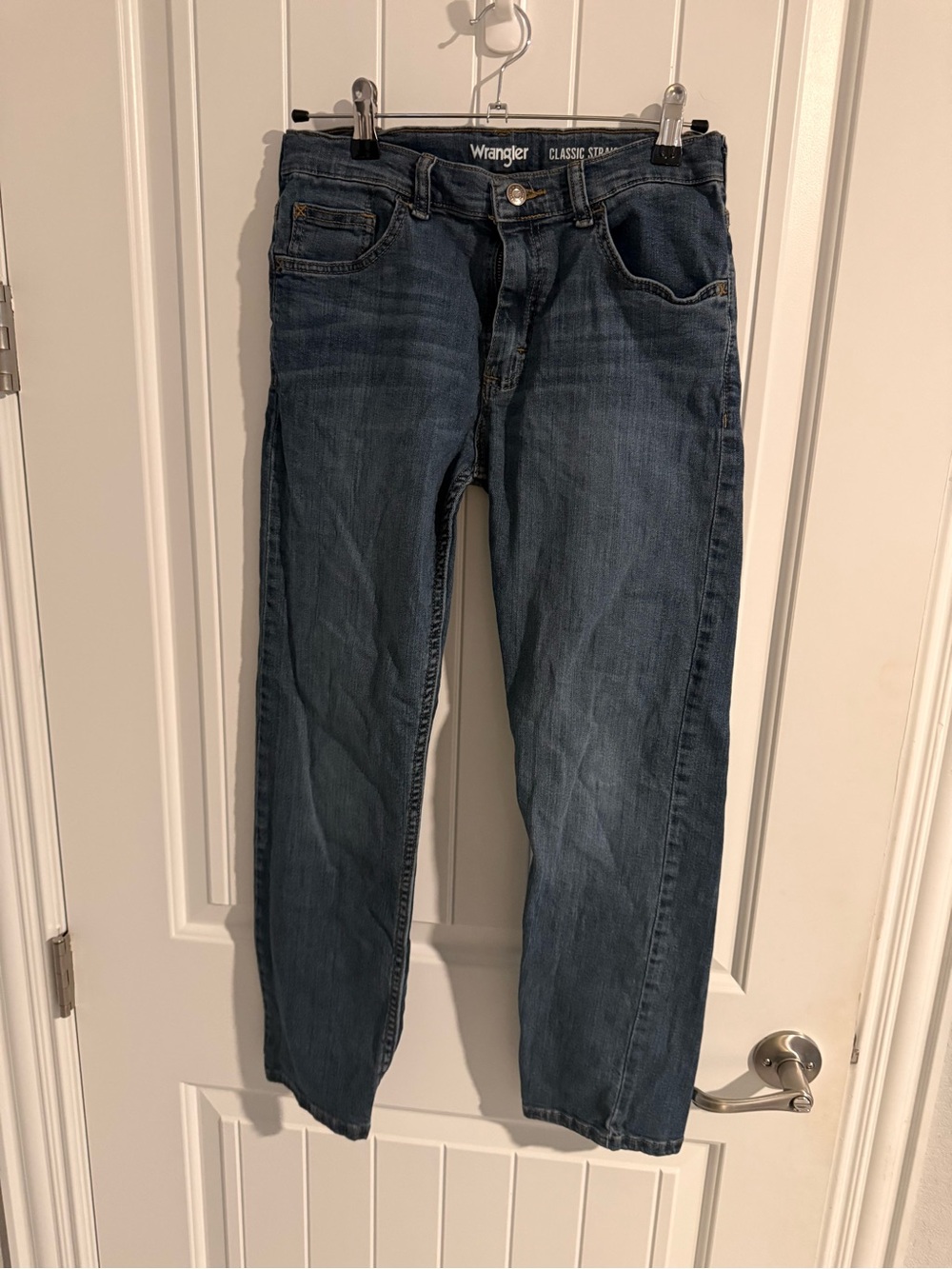 Wrangler Boys Classic Straight Jeans Size 14 Regular Medium Wash Stretch Denim